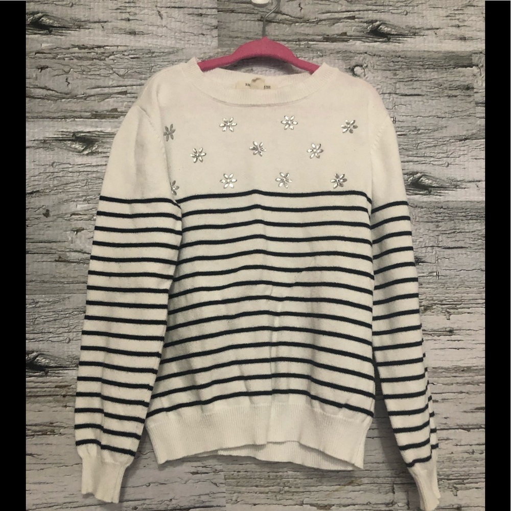 Richie House rhinestone snowflake sweater